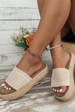 Load image into Gallery viewer, White Boho Single Band Slippers
