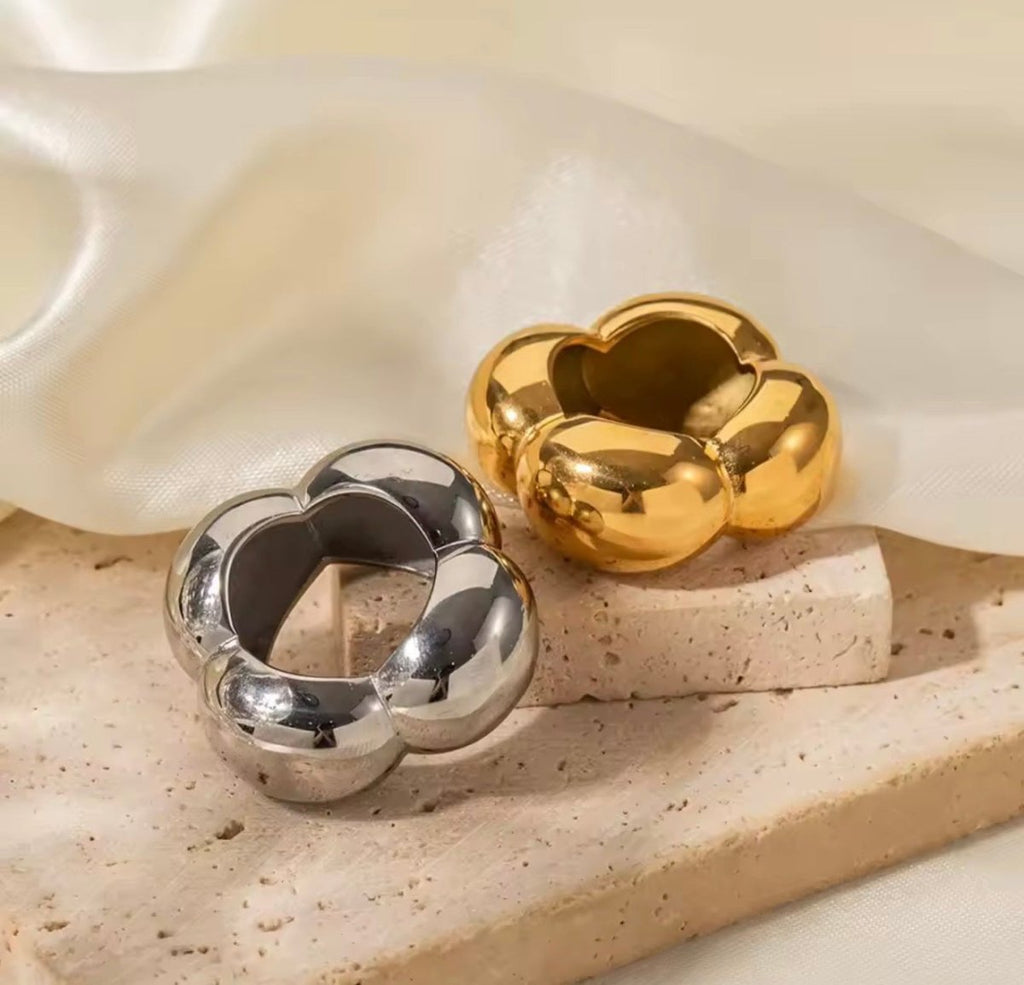 Bubble Flower Ring - The PM Edit