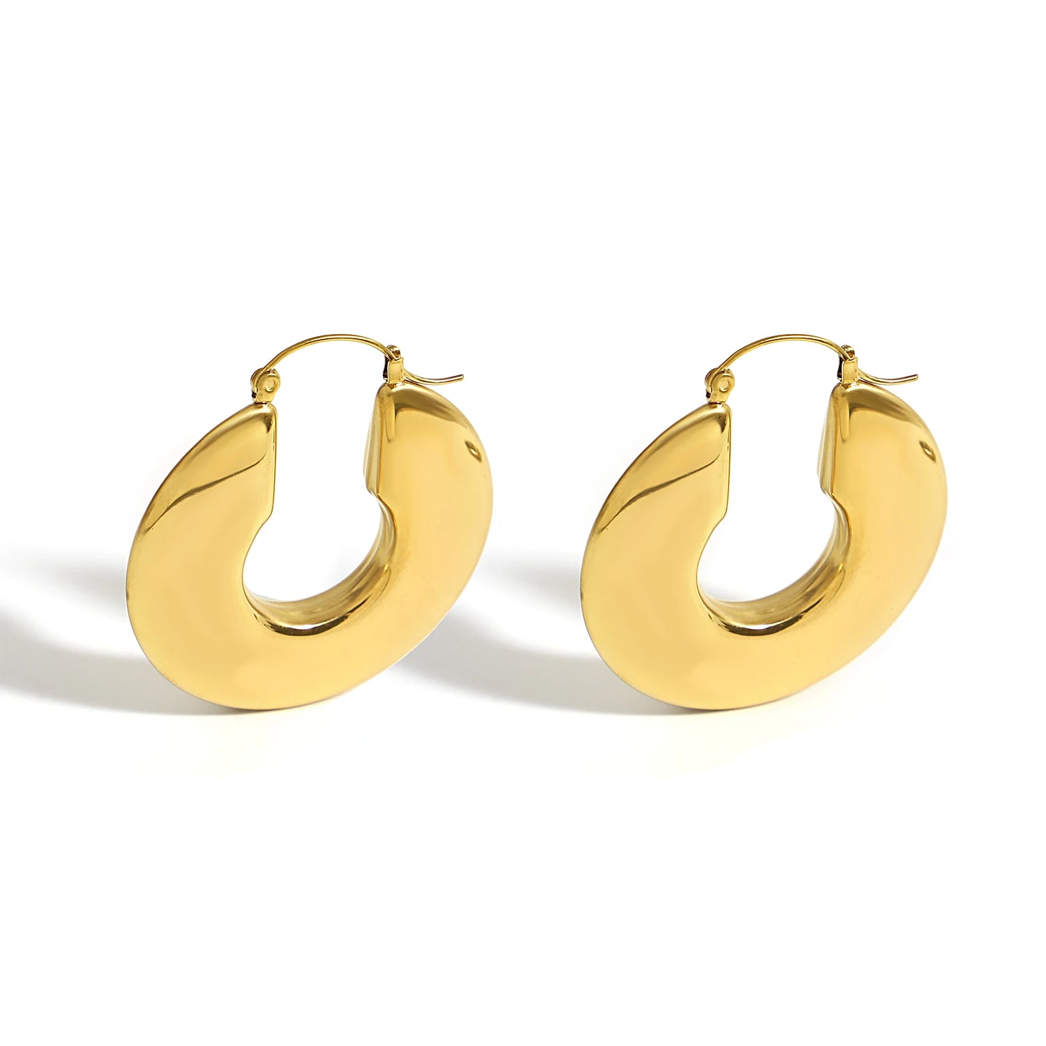 Sculpted Shine Chunky Hoops – Gold-Plated Classic