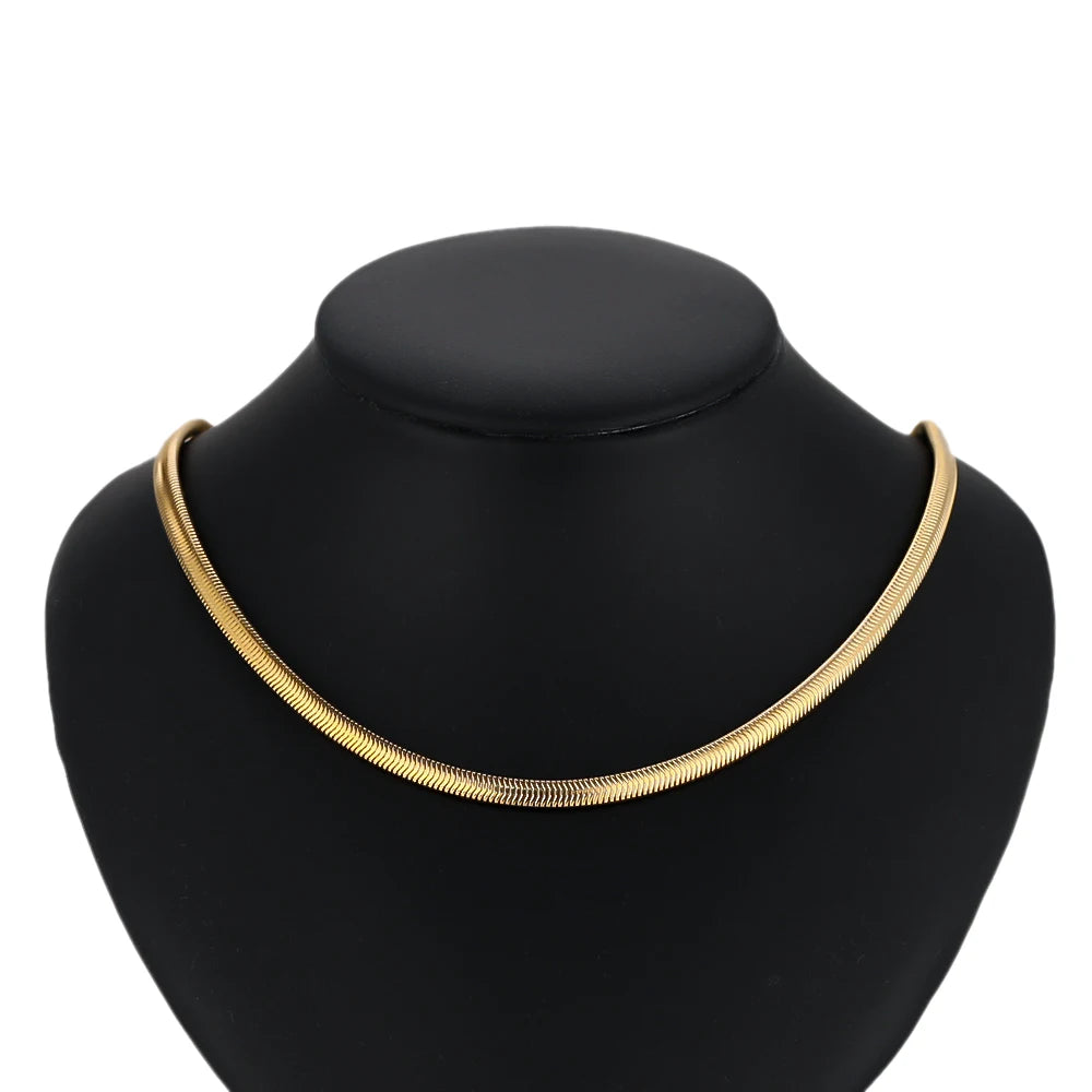 4mm Flat Herringbone Snake Chain Choker Necklace | 18K Gold & Silver Stainless Steel
