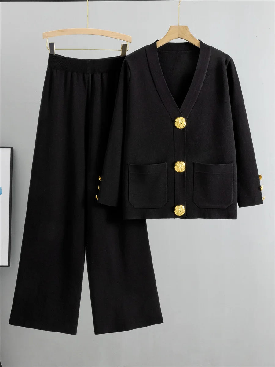 2-Piece Knit Lounge Set with Gold Button Detail – Cozy Meets Chic