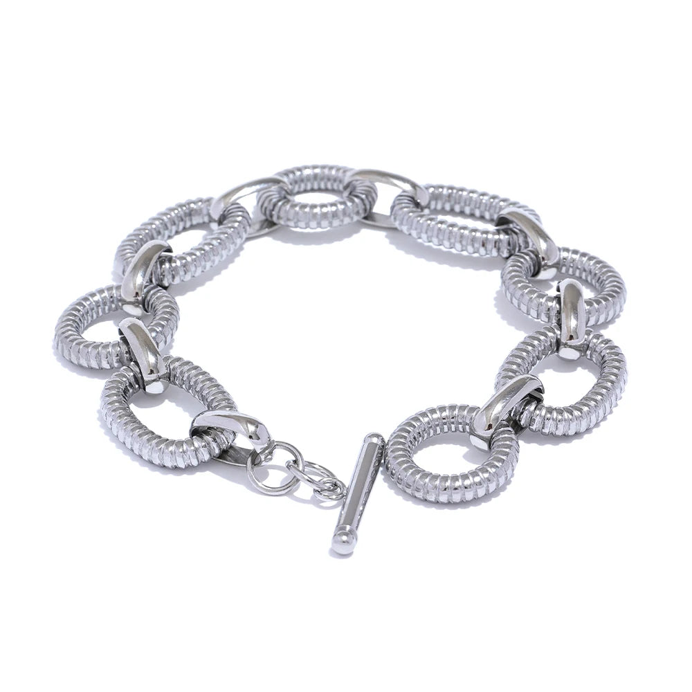 Ribbed Oval Link Chain Bracelet | T-Bar Clasp | Gold & Silver | The PM Edit
