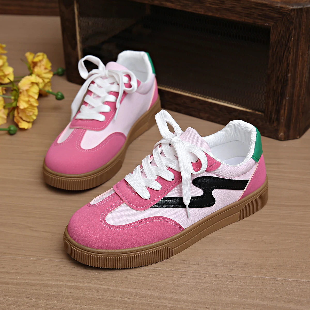 Women's Mixed Color Tennis Sneakers – Lace-Up Flat Trainers in Pink & Green
