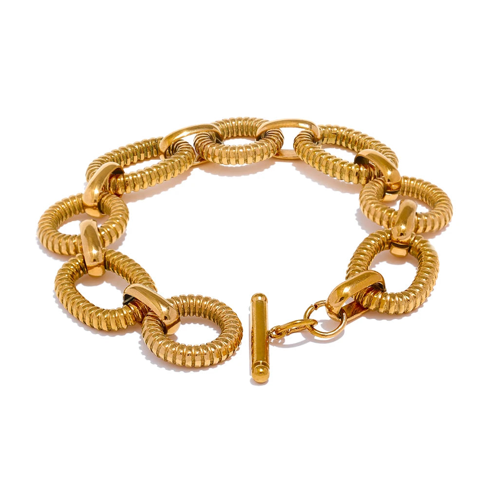 Ribbed Oval Link Chain Bracelet | T-Bar Clasp | Gold & Silver | The PM Edit