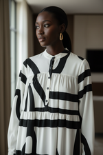 Load image into Gallery viewer, Close-Up Detail
