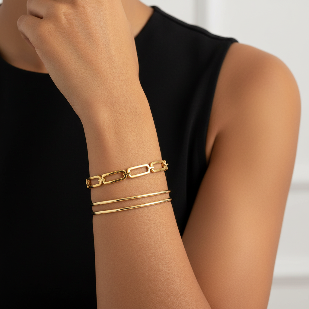 Paperclip Chain Lifestyle 2