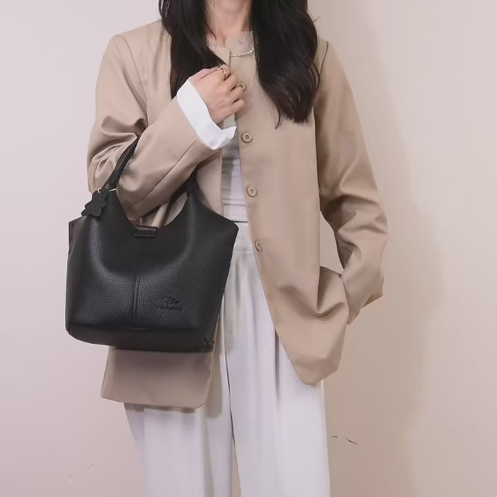 Soft Leather Luxury Handbag – Everyday Elegance with Premium Texture