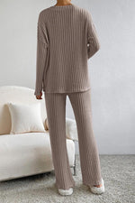 Load image into Gallery viewer, Ribbed V-Neck Top and Pants Set
