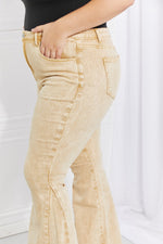 Load image into Gallery viewer, Hem Bell Bottom Jeans in Yellow
