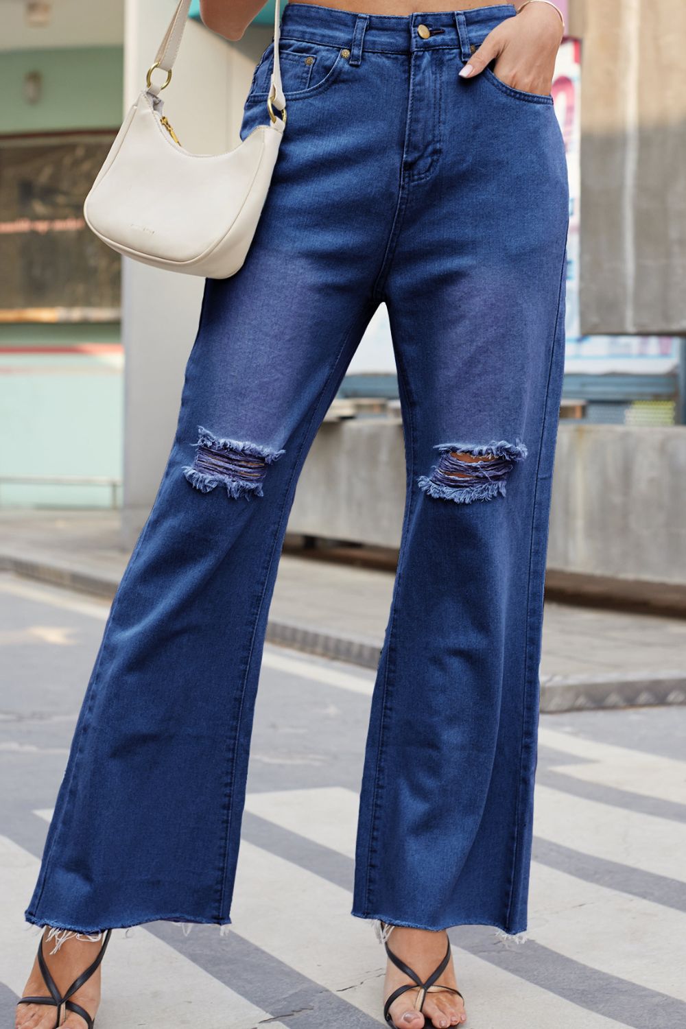 Distressed Buttoned Loose Fit Pants
