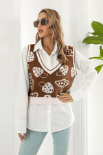 Load image into Gallery viewer, Printed Plunge Neck Sweater Vest
