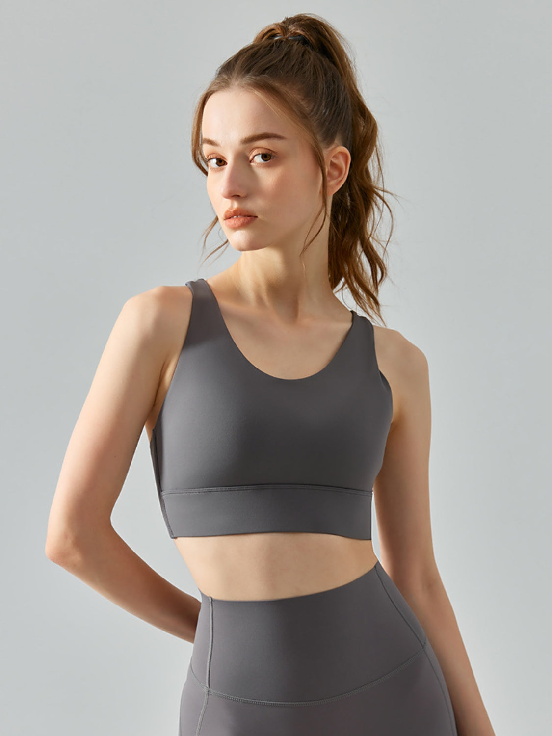 Round Neck Racerback Active Bra