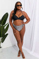 Load image into Gallery viewer, Summer Splash Halter Bikini Set in Black

