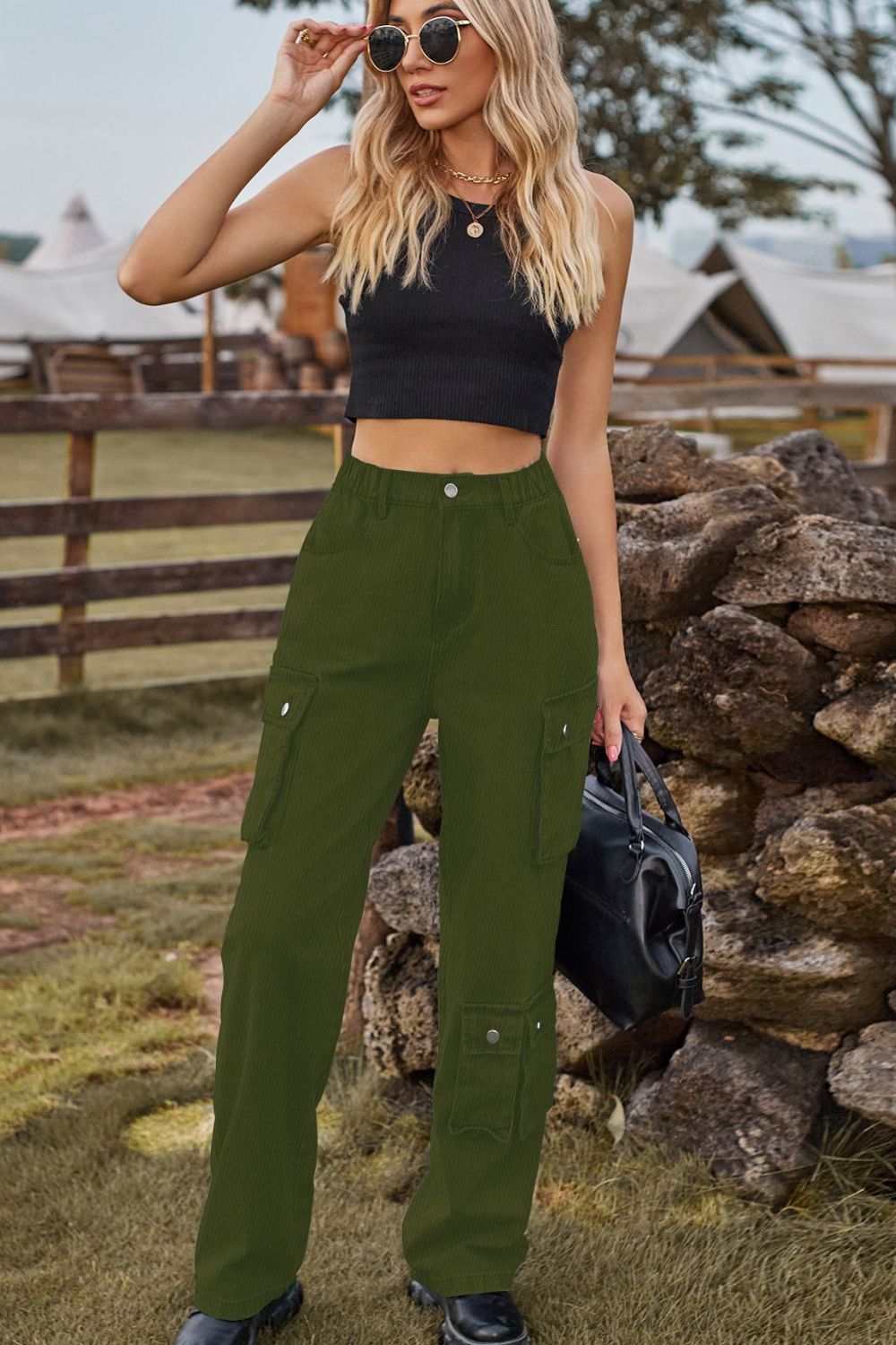 Loose Fit Wide Leg Cargo Pants