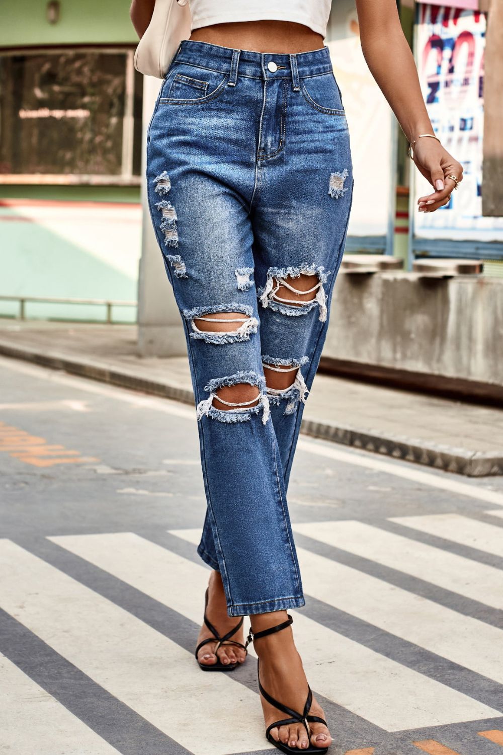 Distressed Buttoned Cropped Pants with Pockets